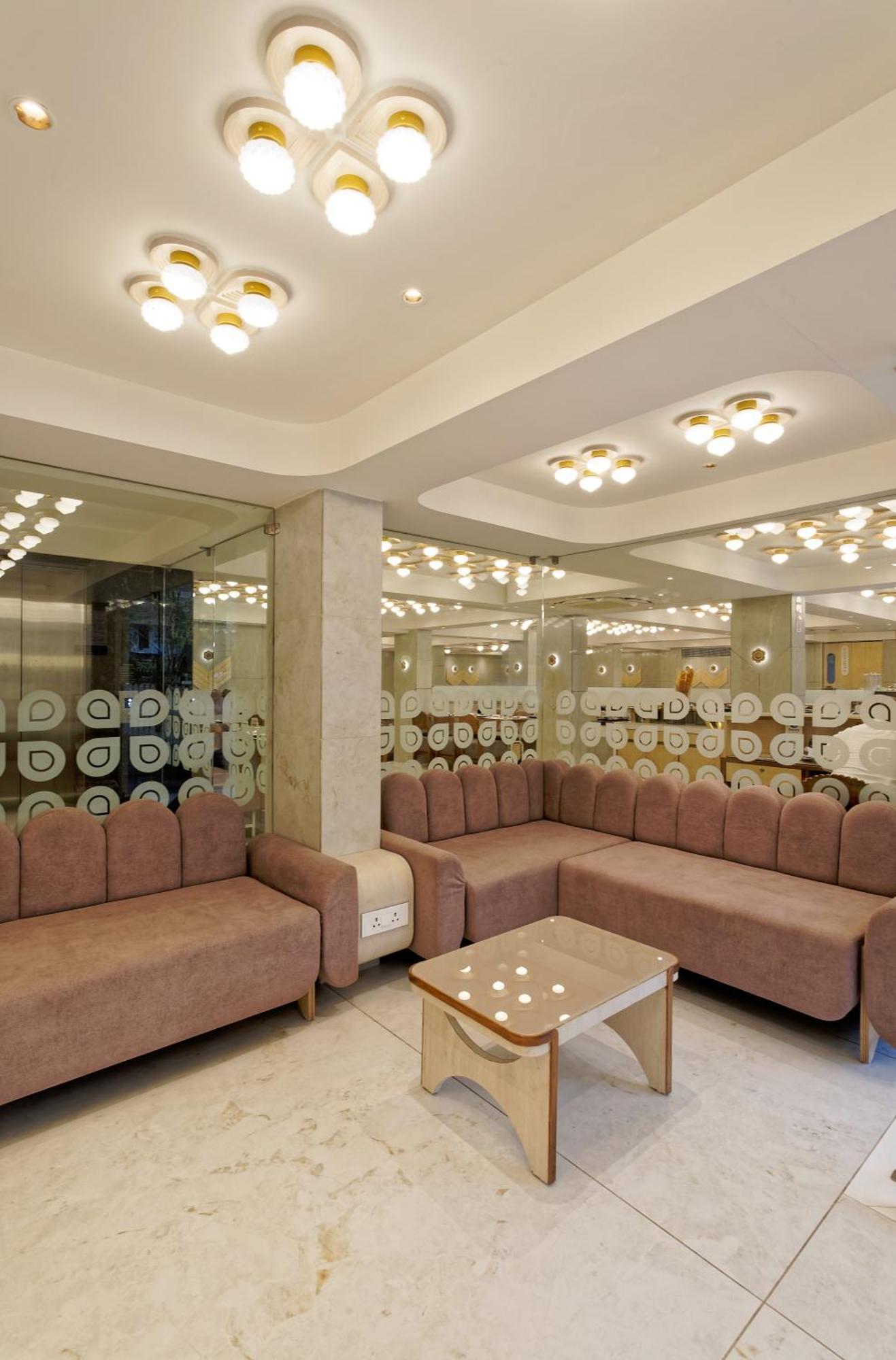 Exora Inn 阿穆达巴 外观 照片
