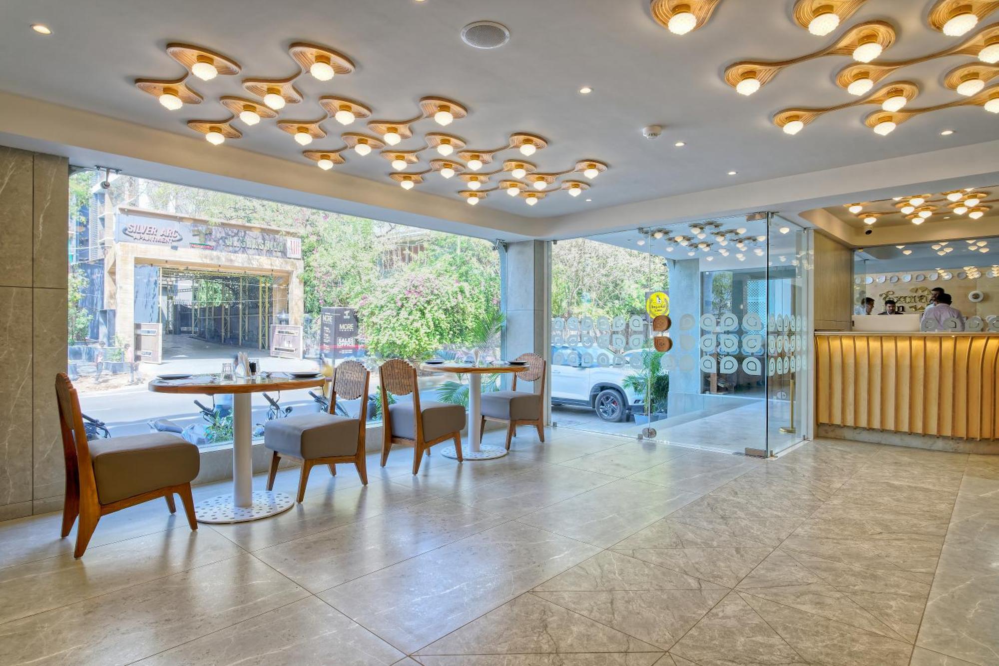 Exora Inn 阿穆达巴 外观 照片