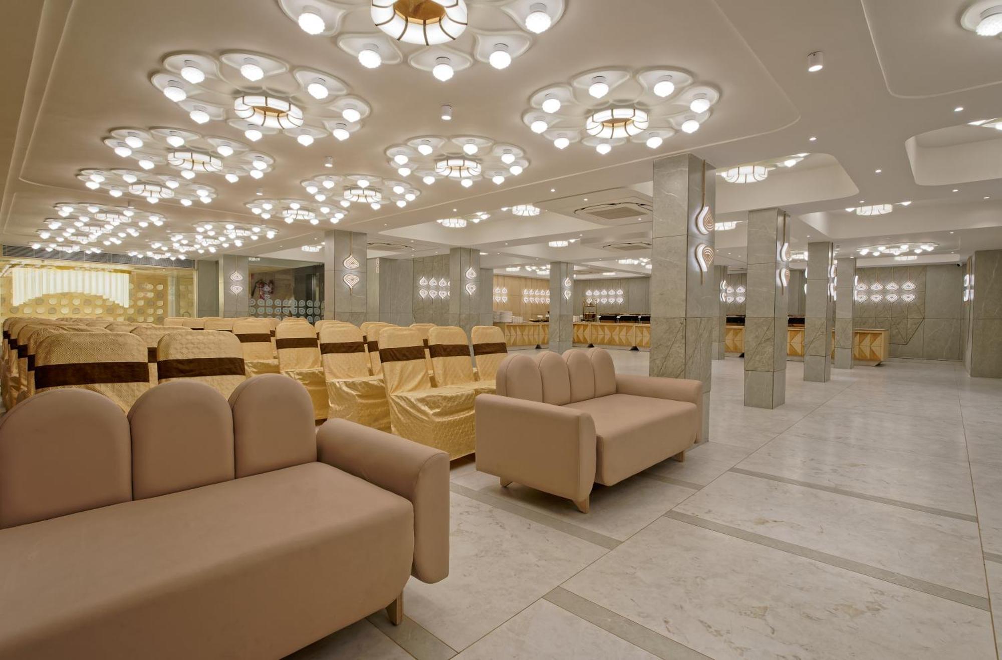 Exora Inn 阿穆达巴 外观 照片